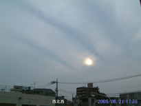 in Tokyo 2005.6.21 17:28 k(enlarg. 80)