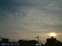 in Tokyo 2005.7.18 17:56 k(enlarg. 47)